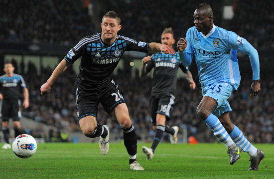 借出色的 借出色的